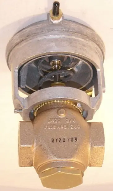 SK0404040-US20260702-105043-0 Johnson Controls VG7441PT+3008B Bronze Pneumatic Valve 1-1/4 Inch NPT - Image 1