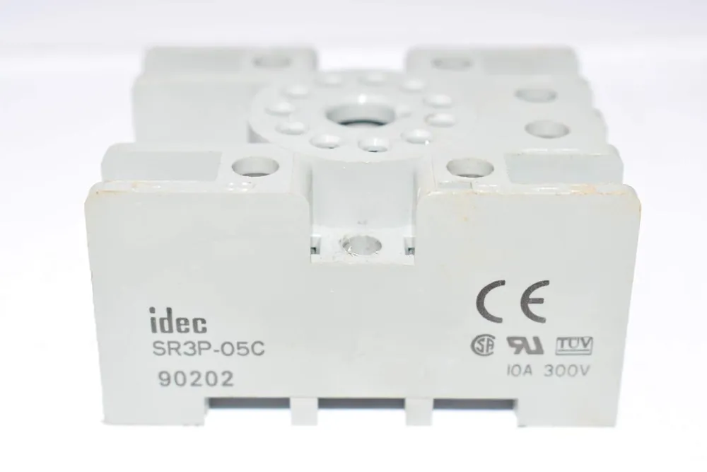 SK0407322-US20260702-105043-0 IDEC SR3P-05C Relay Socket 10A DIN Rail Mount 300V - Image 1