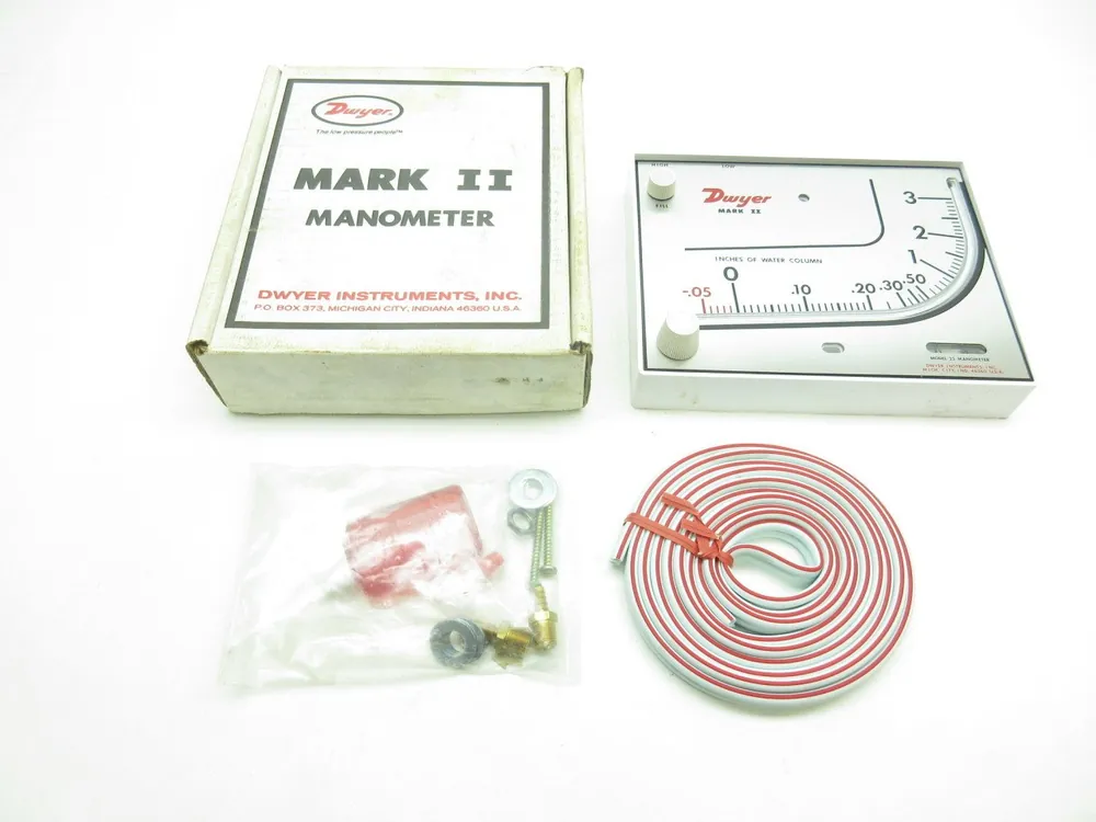 SK0412585-US20260702-105043-0 Dwyer Mark II-25 Molded Plastic Manometer 0/3WC - Image 1