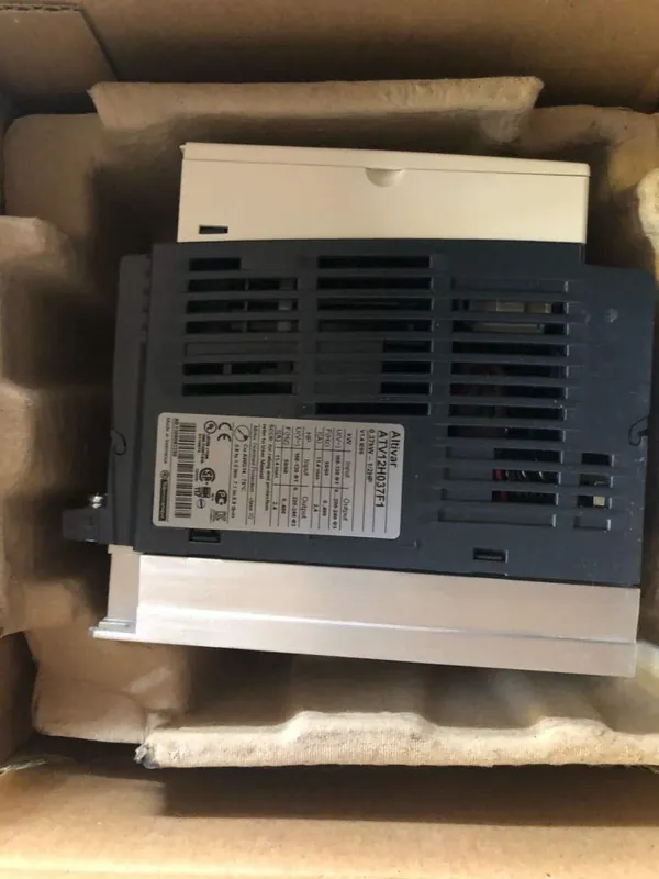 Schneider Electric ATV12H037F1 Variable Speed Drive 0.5 Hp 115 VAC 1-Phase