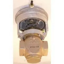 Johnson Controls VG7441LT+3008B Brass Trim Globe Valve with Exposed Pneumatic Actuator
