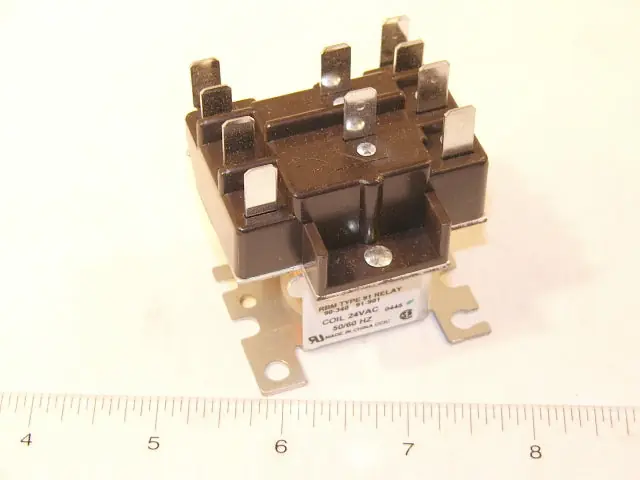 SK0419091-US20260702-105043-0 Trane RLY1709 DPDT Relay 24V - Image 1