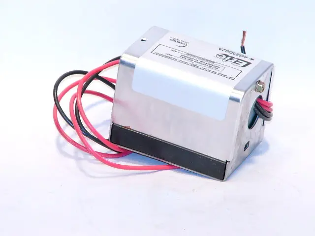 SK0419678-US20260702-105043-0 Schneider Electric AG23D02A N/O Actuator 208v w/End Switch - Image 1