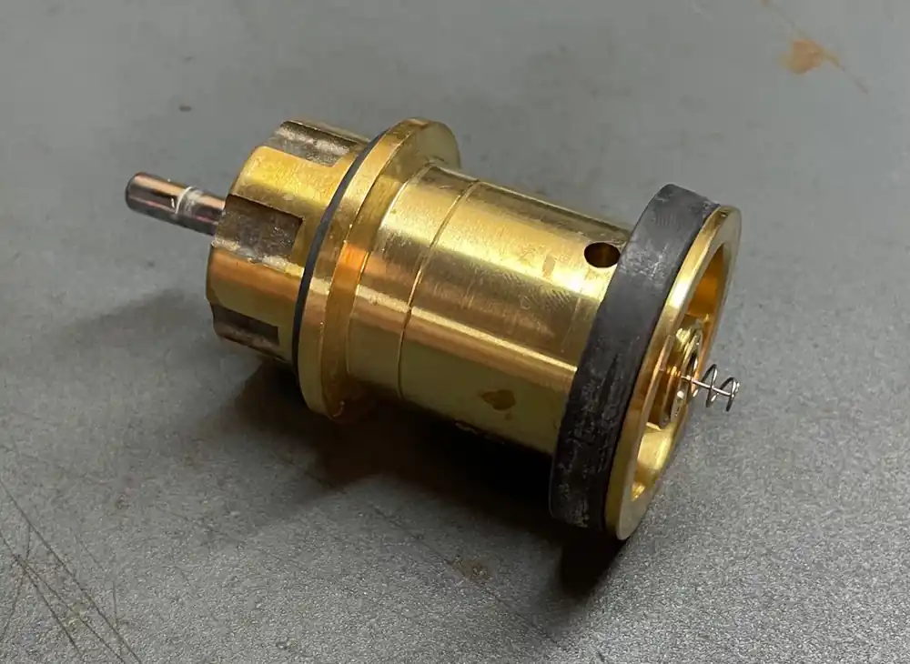 SK0421969-US20260702-105043-0 American Standard M964905D-0070500F Manual Urinal Piston Assembly - Image 1