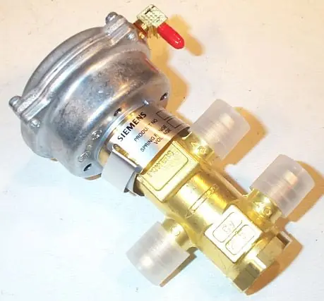 SK0438422-US20260702-105043-0 SIEMENS 656-0010 Valve Assembly 1/2 INCH 3-Way Water Mixing - Image 1