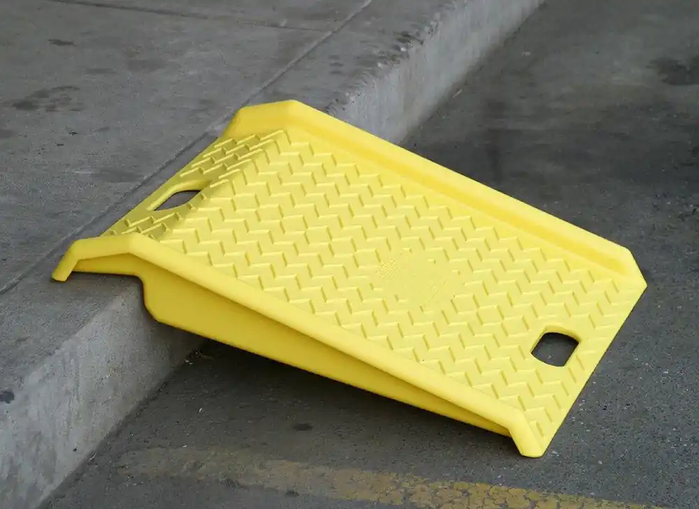 SK0446455-US20260702-105043-0 Eagle 1794 Poly Curb Ramp in Yellow - Image 1