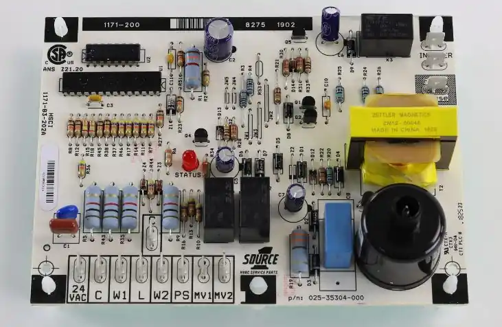 SK0454359-US20260702-105043-0 York S1-025-35304-000 Ignition Board - Image 1